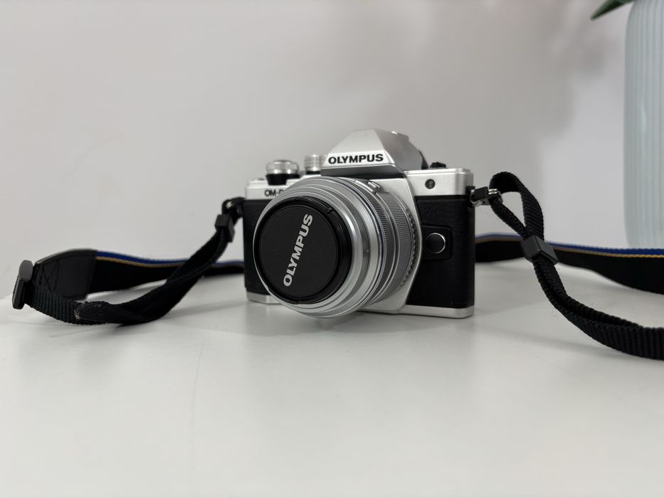 Aparat foto mirrorless Olympus OM-D E-M10 II