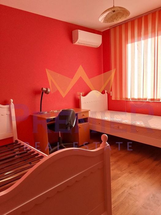 Дава се под наем Тристаен апартамент в Варна, Окръжна болница - 80 кв.м за 714 € - Снимка #4