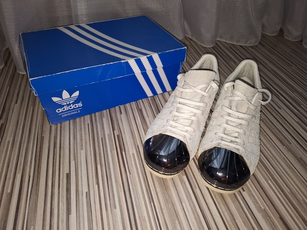 Adidași piele Adidas Superstar mărime 38 (uk5)