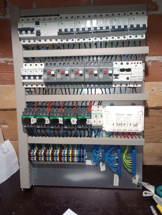 Ел.табла за басейни  фонтани и други