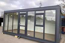 Vând container modular