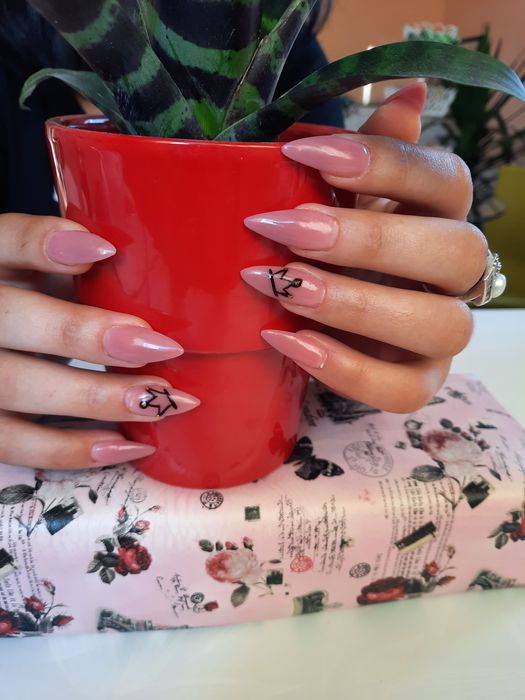 Aplic unghii gel