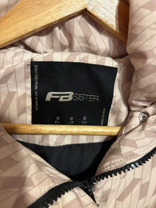 Geaca dama noua  marca fb sisters