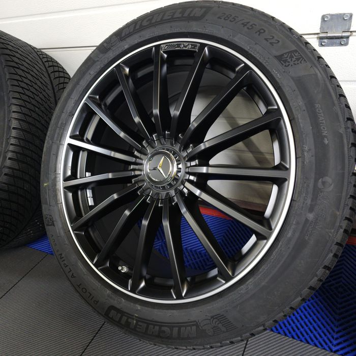 Оригинални AMG  джанти 22 цола Mercedes  GLS 63 AMG +Michelin гуми
