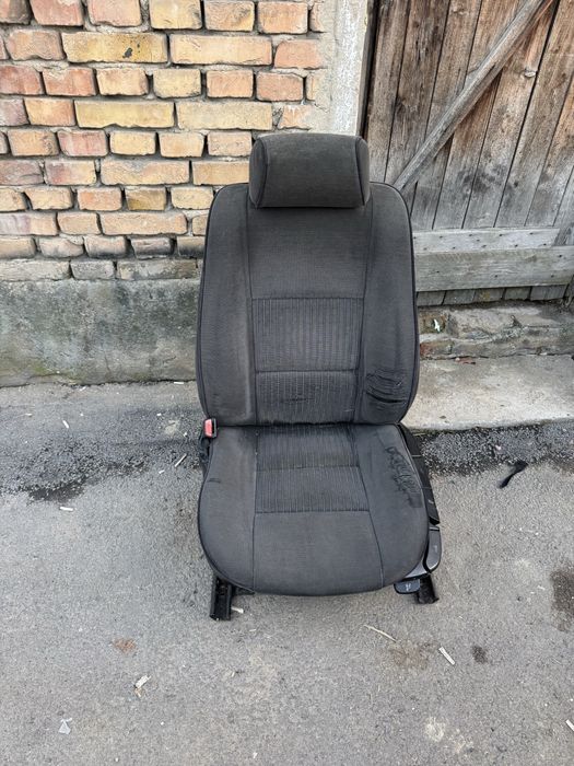 Салон е 39 бмв обшивки и седенья