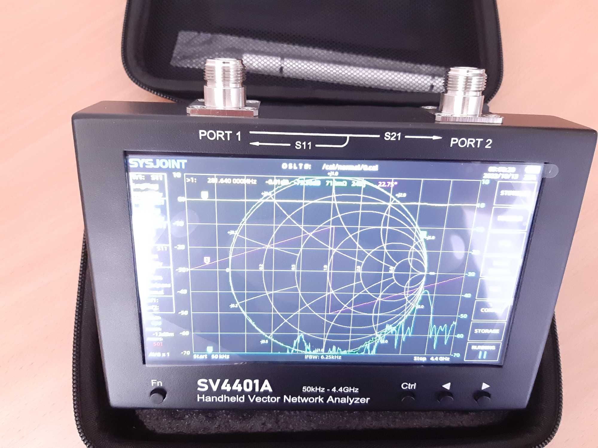 SV4401A Vector Network Analyzer 50KHz-4.4GHz 7-inch large screen 100db