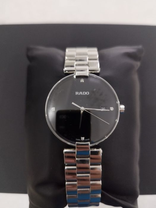 Продам часы RADO с 4 бриллиантами