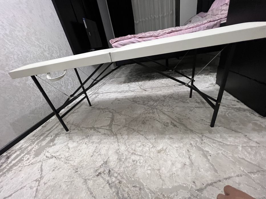 Кушетка (чемодан) для салона