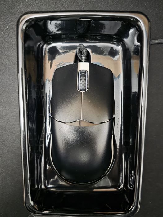 Vând Mouse Gaming Ultra-Ușor Ducky White Feather - 65g, Paracord, 16K