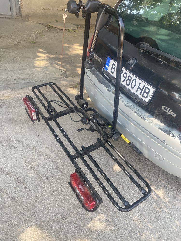 Багажник (стойка) за велосипеди за теглич на автомобил