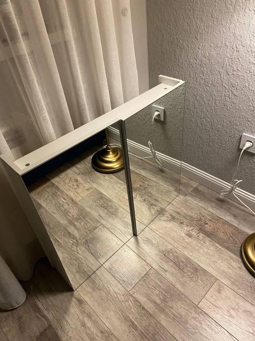 Шкафчик для ванной комнаты