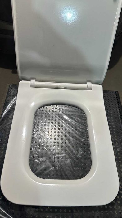 2 броя Тоалетни дъски със забавено затваряне