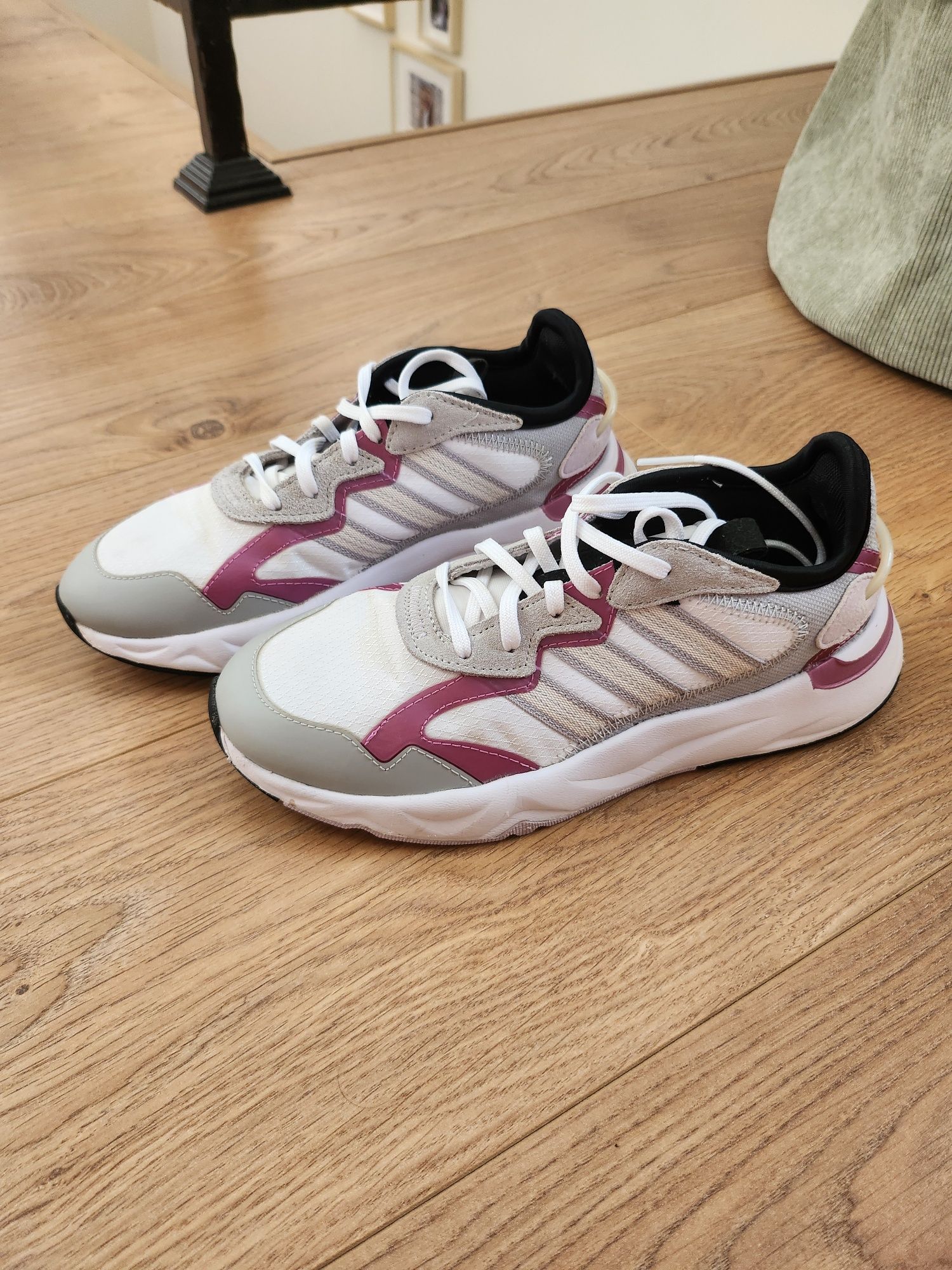 Маратонки Adidas
