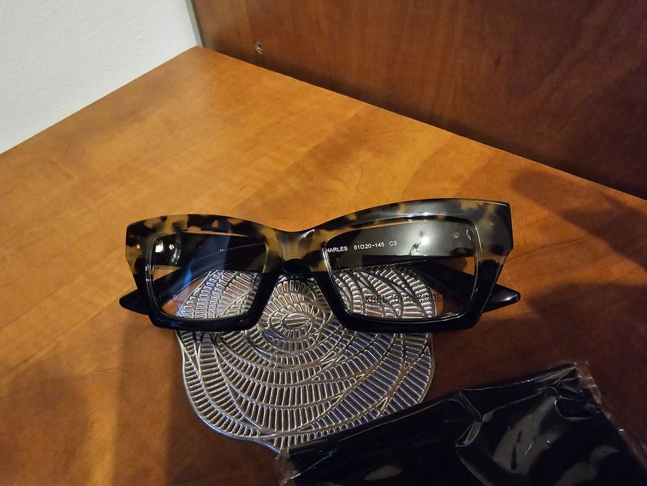 Vând rame ochelari dama