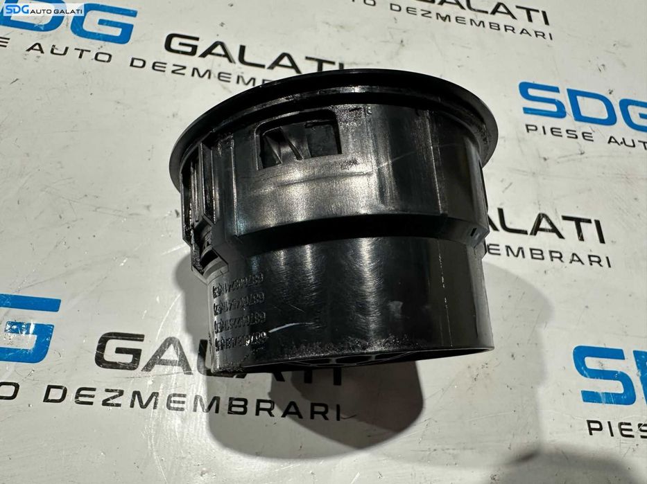 Gura Grila Aer Aerisire Ventilatie Bord Dacia Logan 2 2012 - 2020 [X3051]