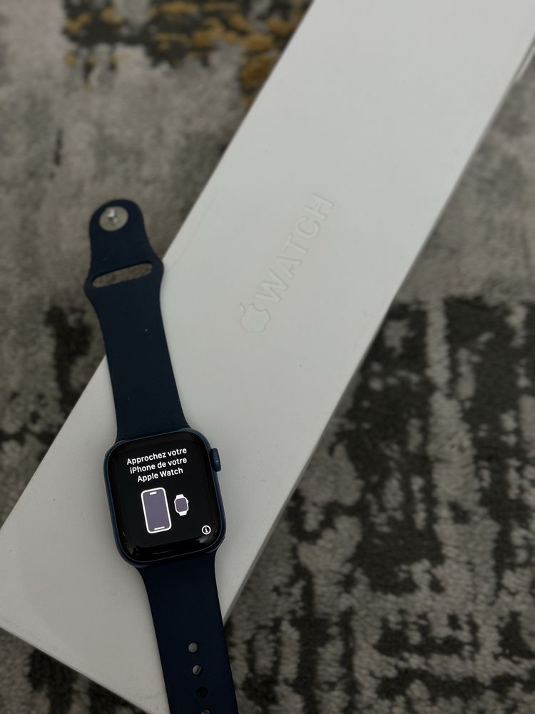 Apple watch 7 серия , 41 мм темно синий