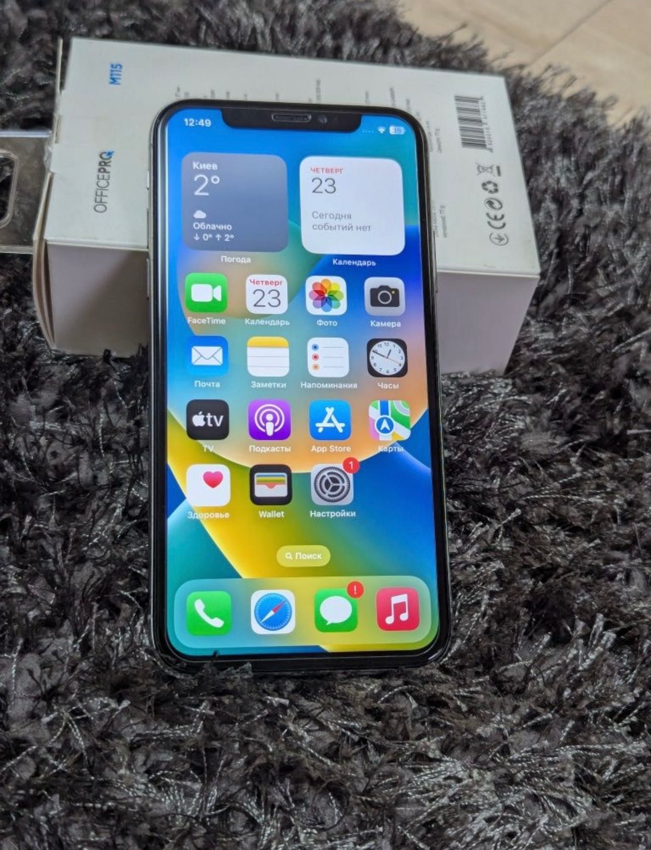 iPhone X 256 gb  90%
