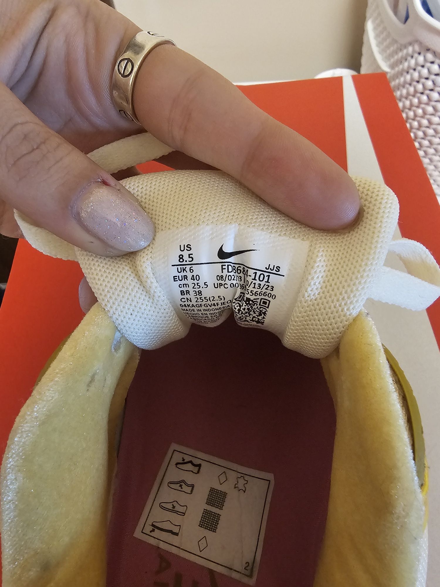 Nike AirMax 90 special edition
Max 90 Special Edition