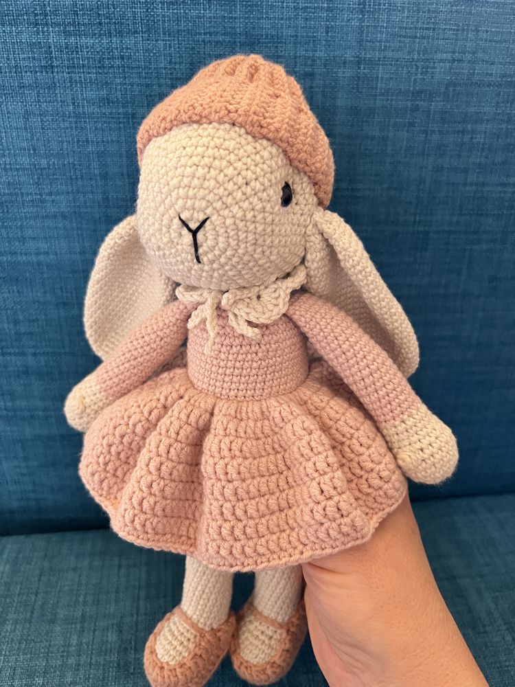 Плетена играчка Зайче