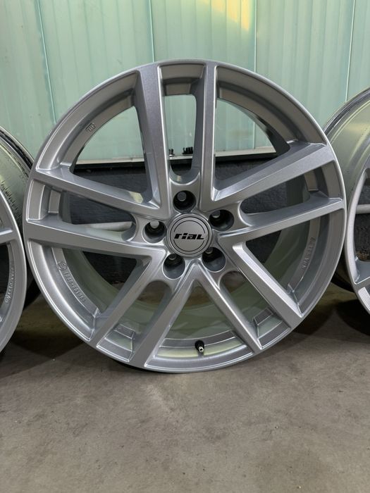 Jante aliaj RIAL R18 5x112 7.5J et39