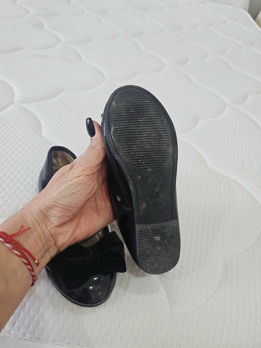 Дрехи обувки  сандали