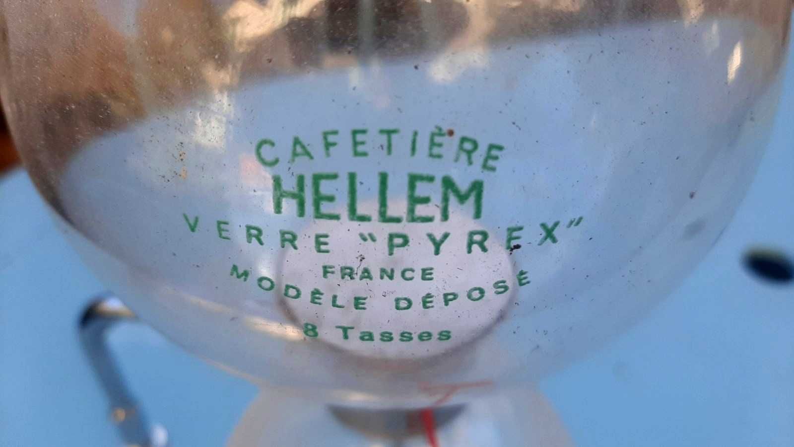 Антикварна кафемашина, Франция