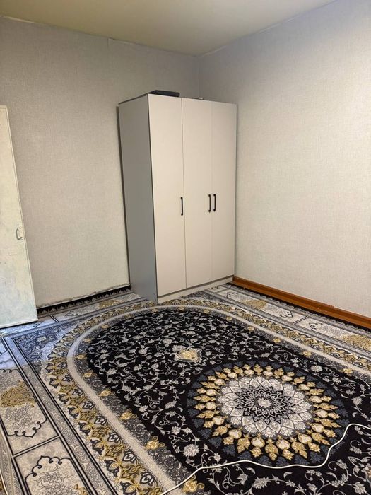 Чилонзор тумани 1 хона Срочно Сотилади! Метрога якин