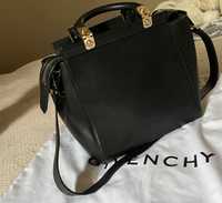 Оригинална черна кожена чанта Givenchy