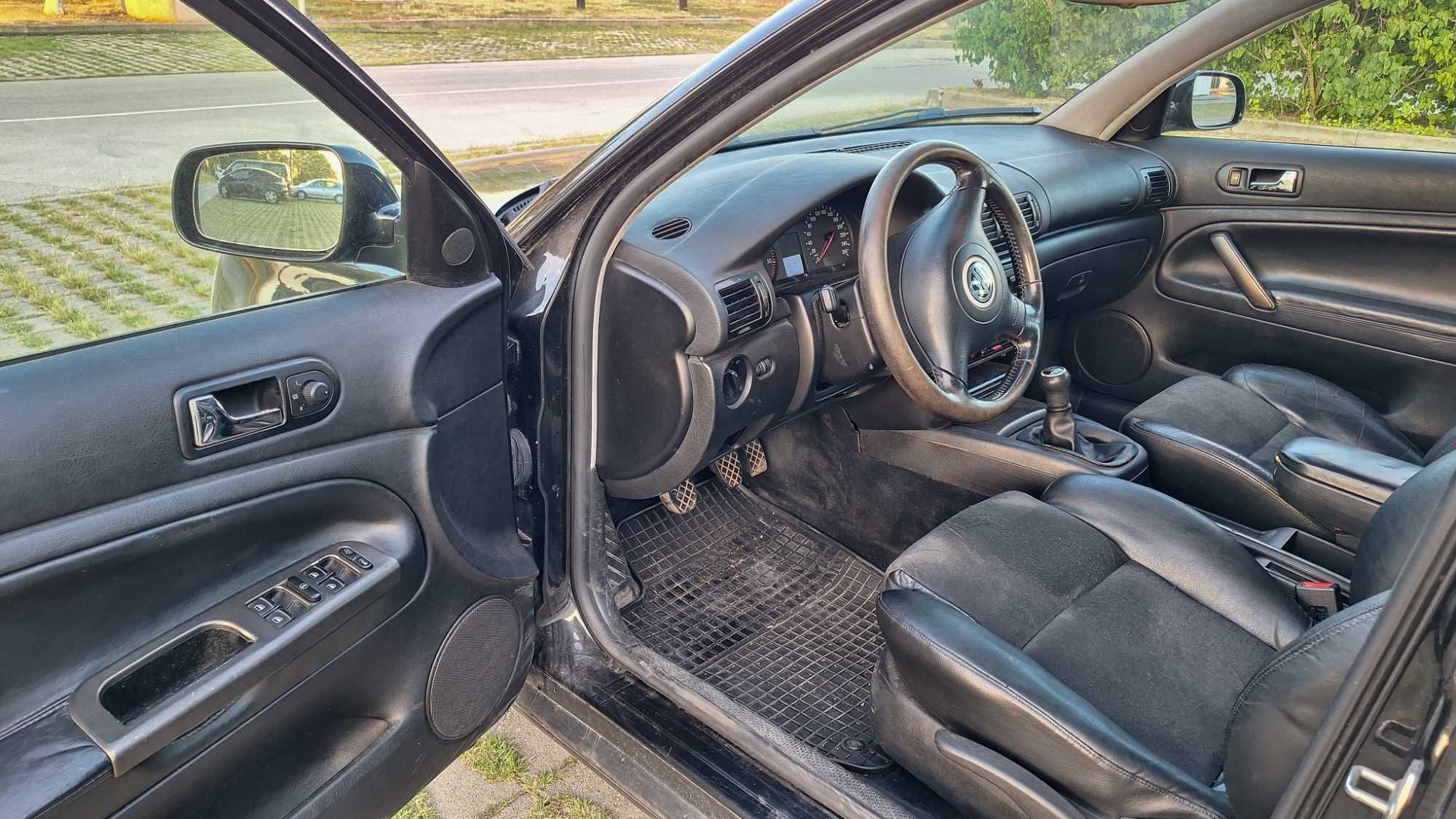 Продавам VW Passat комби, дизел 1,9 TDI 115к.с. 2000 г.