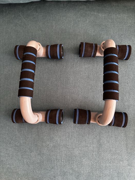 Стойки за лицеви опори