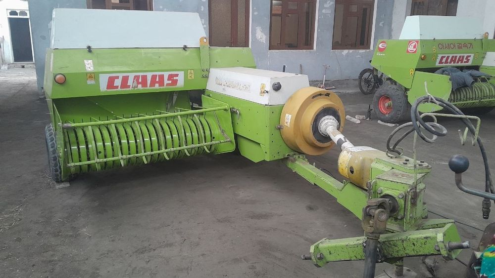 Claas markant 55