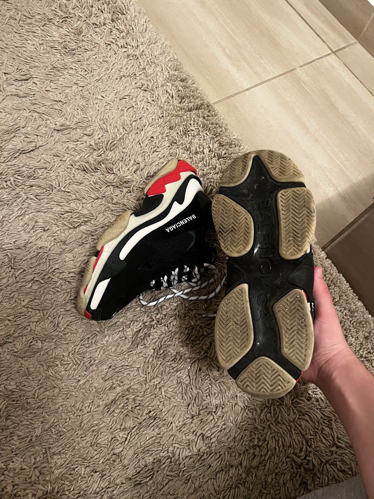 Balenciaga Triple S