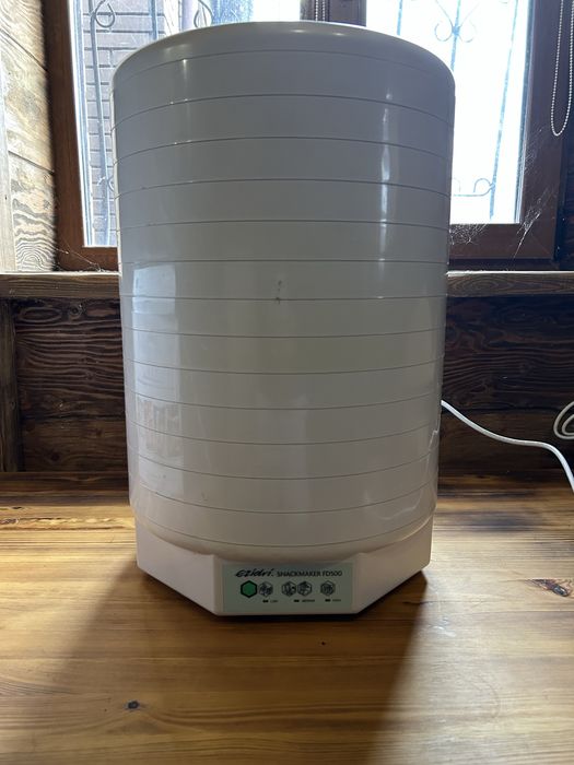 Продаю Сушилка для фруктов,сушильный аппарат,для овощец фруктов,ягод