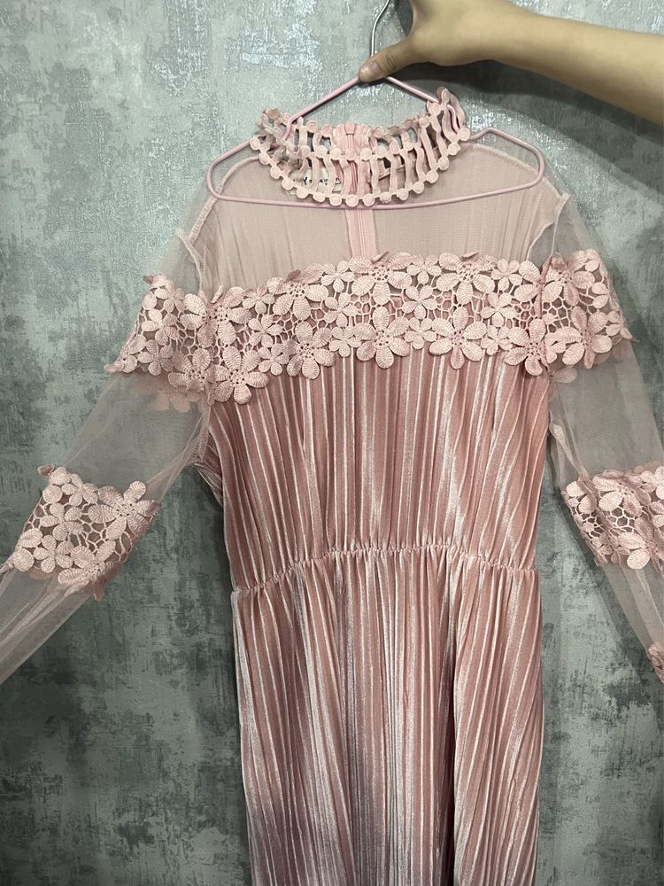 платье розовое бархатное s/m