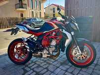 MV AGUSTA Brutale 675