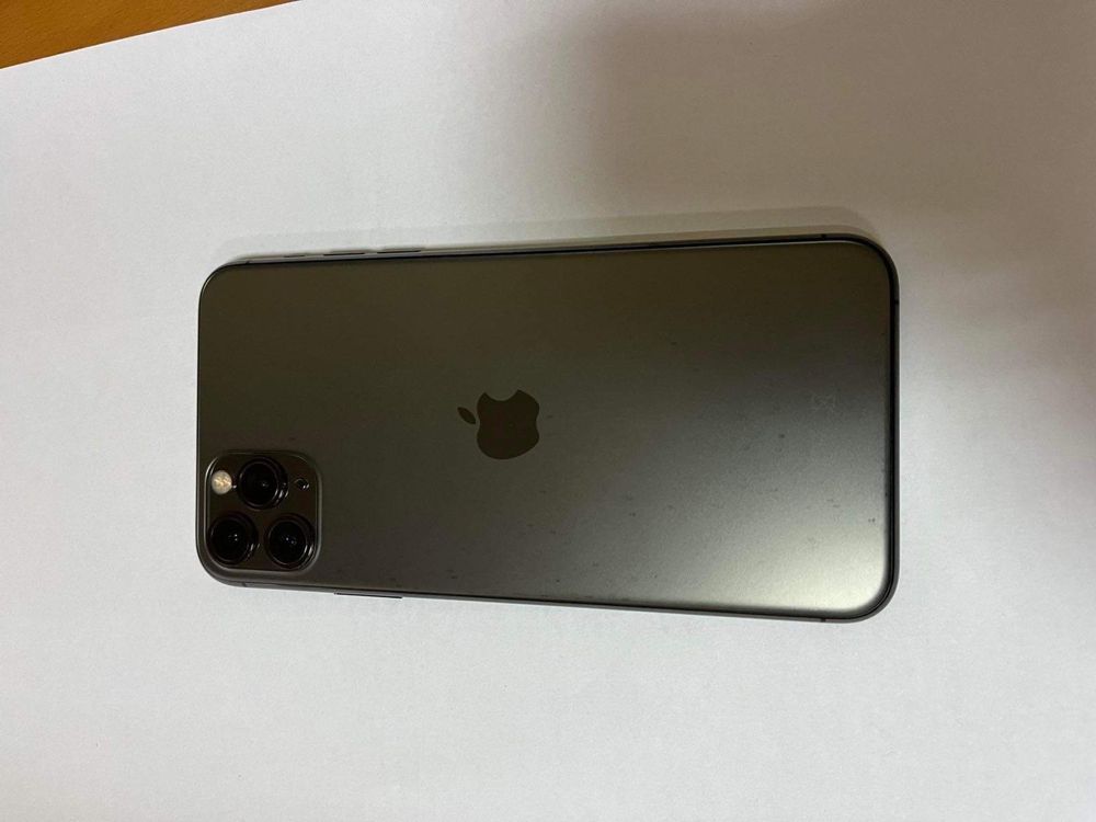 Iphone 11 pro max Без забележка с кутия