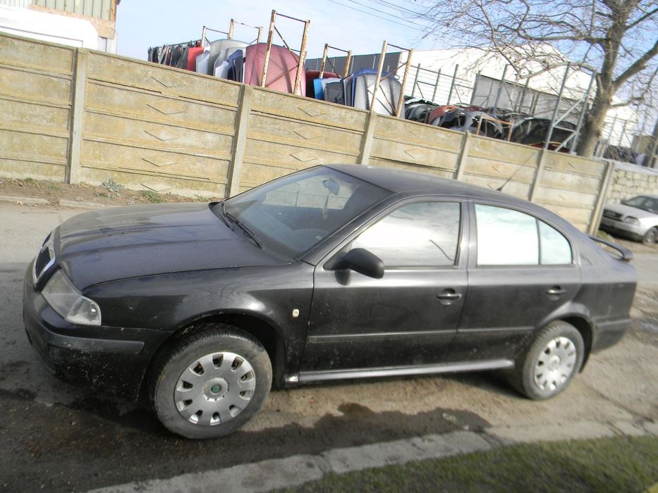 Dezmembrari  Skoda OCTAVIA 1 (1U)  1996  > 2010 1.6 Benzina