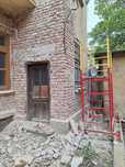 Fac demolari decopertări apartamente case cladiri fațade gresie