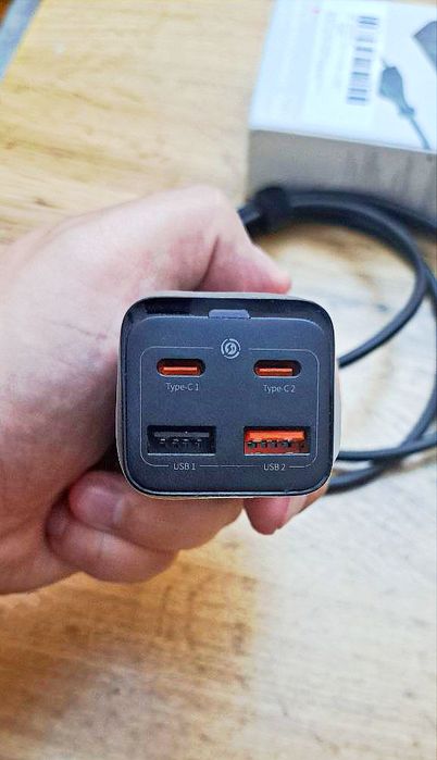 Быстрая GaN зарядка Baseus 65w. Для ноутбука, смартфона и др.гаджетов.