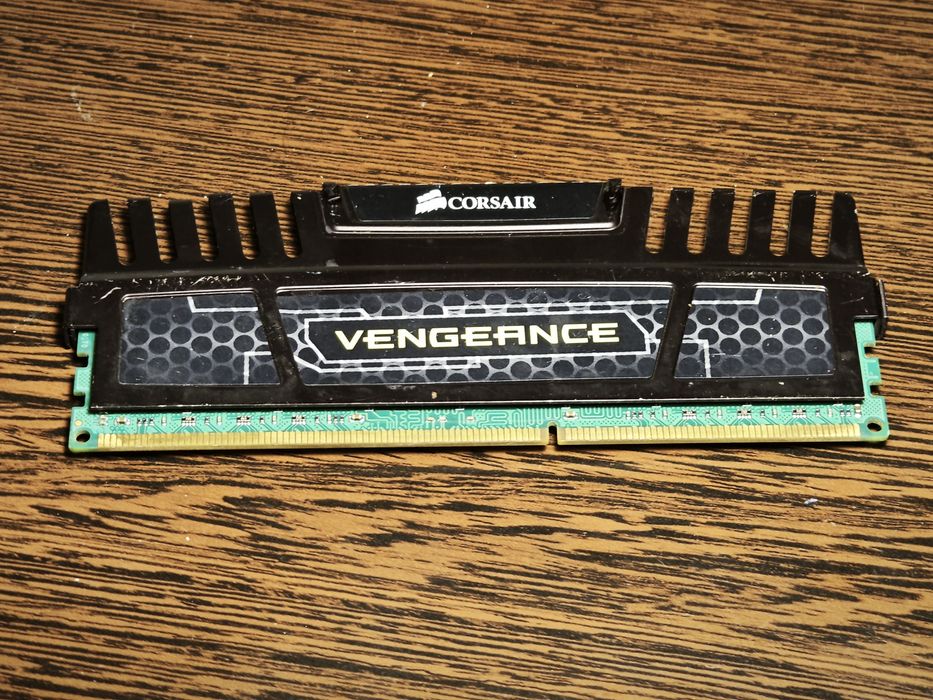 Memorie RAM Corsair Vengeance 8GB DDR3 1600MHz