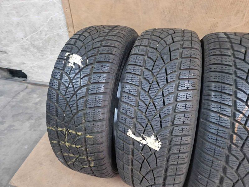 4 броя  Dunlop R19 235/50/ 
зимни гуми 
DOT4017