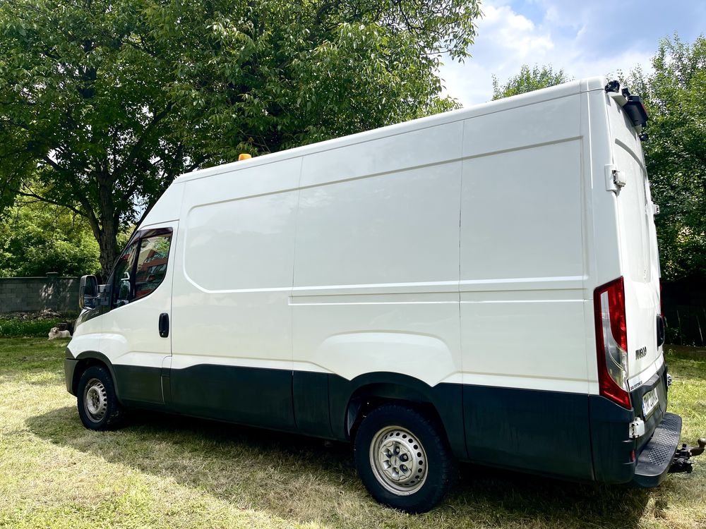 Iveco Daily 2015 – 2.3 Diesel – L3H2 – 235.000 km – Service la zi