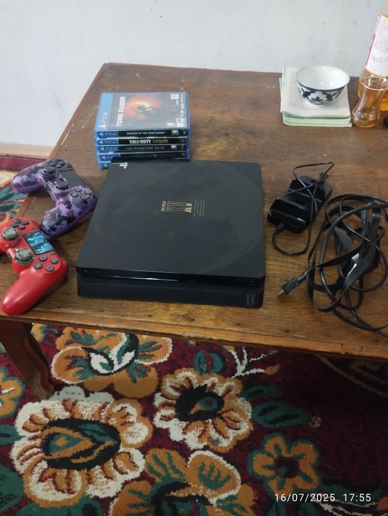 Ps 4 Slim 1 tblik ofitsalniy versiya. Narxini kelishamiz