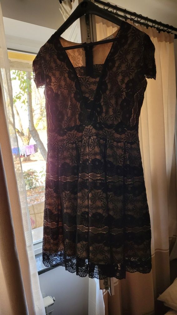 Rochie elegantaa