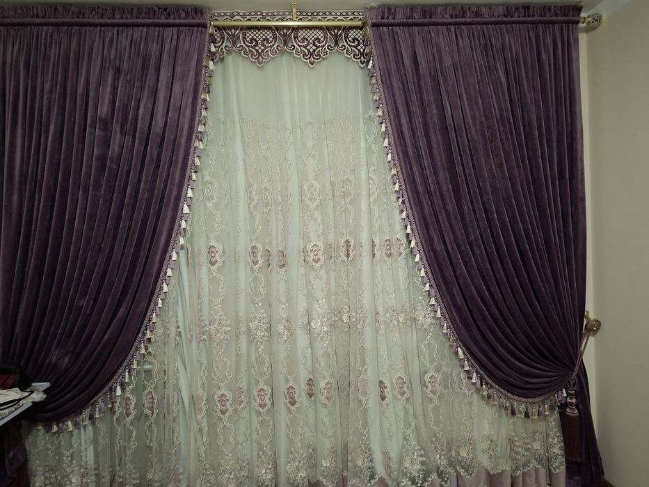 Oynaga elita  parda  sotiladi karnizi bilan srochni