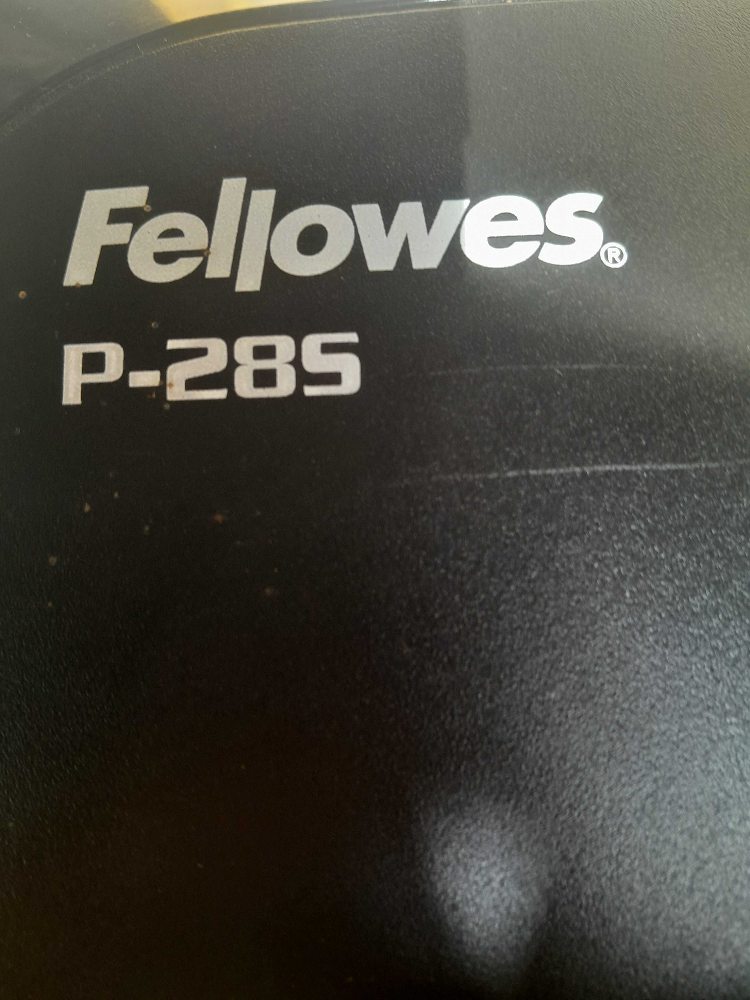 Продавам Шредер  FELLOWES P-28S
