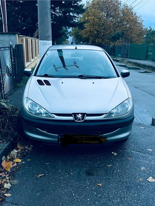 Vand Peugeot 206, unic proprietar, an 2008, benzina .