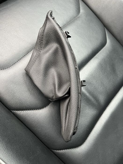 Manson  din piele naturala.