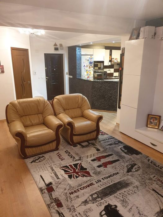 Închiriez apartament 3 camere bloc 2009 str. Depoului