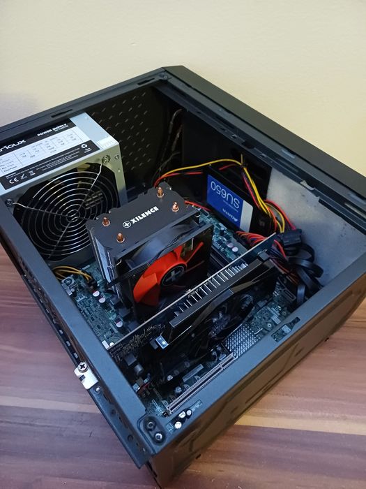 Vand 2 calculatoare PC unitate, Hard Disk